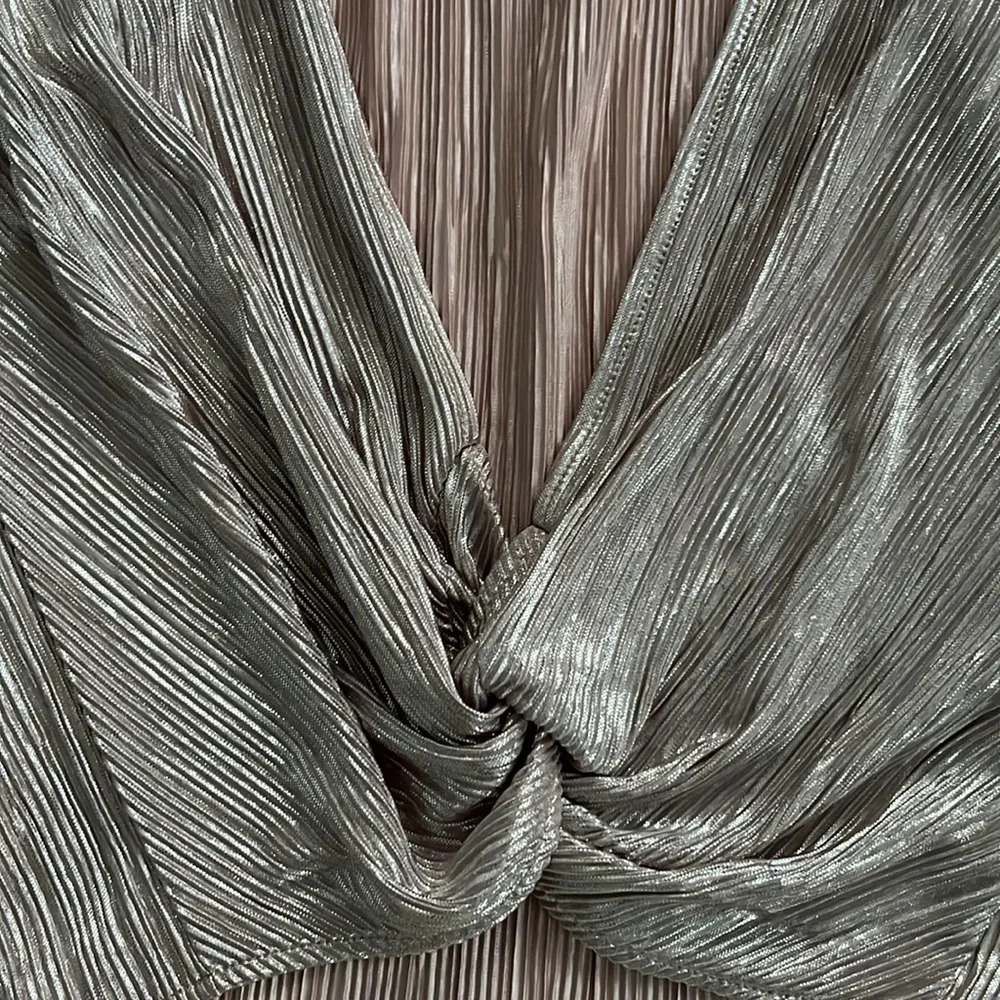 ASOS Blush Metallic Pleated Knotted Crop Top US 0 - Picture 2 of 4
